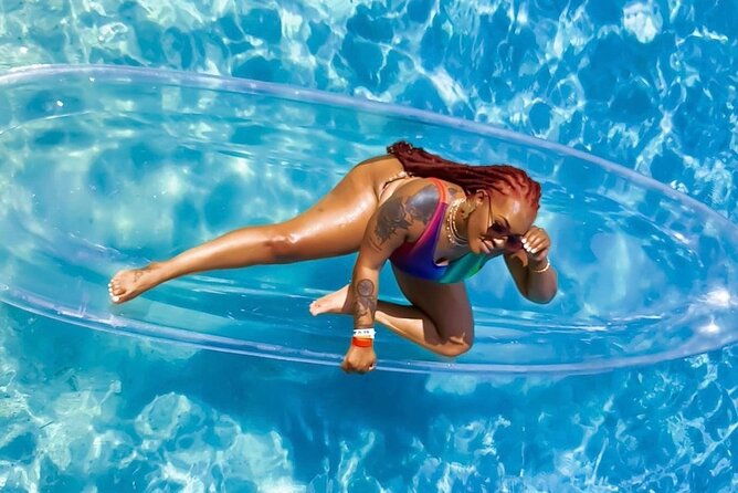 luxury-clear-kayak-and-unforgettable-photo-shoot-in-montego-bay