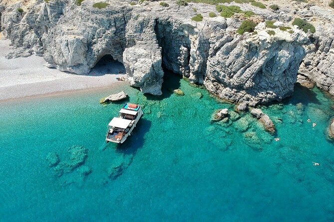luxury-private-cruise-to-anthony-quinn-bay-ladiko-kallithea