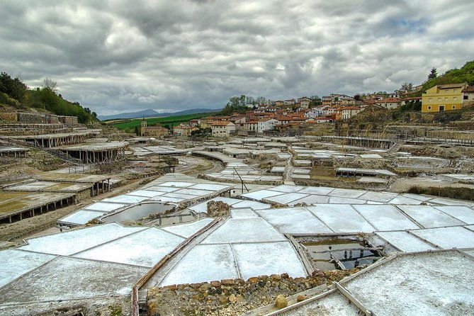 luxury-tour-by-alava-vitoria-gasteiz-and-salinas-de-anana