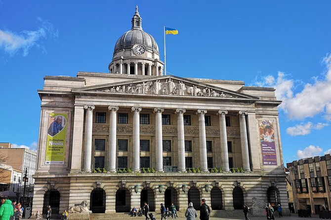 maid-marian-and-robin-hood-self-guided-tour-in-nottingham-3