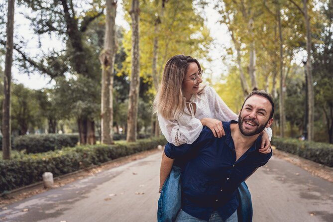 make-seville-unforgettable-private-photoshoot-at-plaza-de-espana