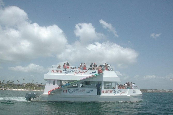 malibu-party-boat-with-dj