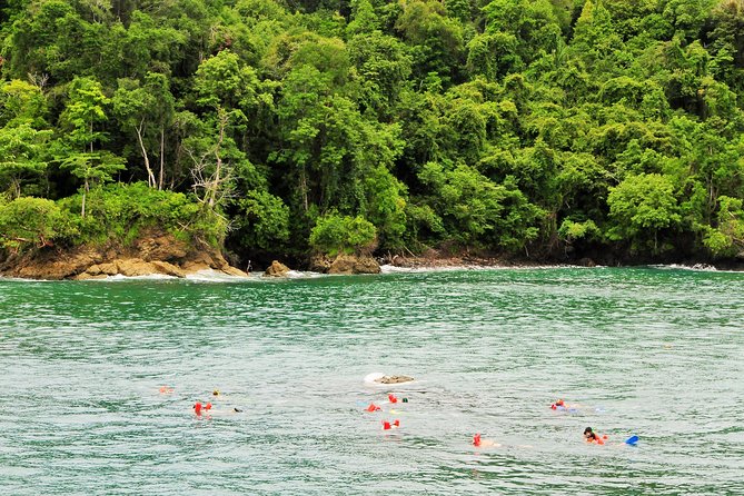 manuel-antonio-sea-kayak-and-snorkeling-adventure