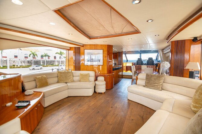 marlet-sunseeker-82-yacht-rental-the-largest-in-cartagena