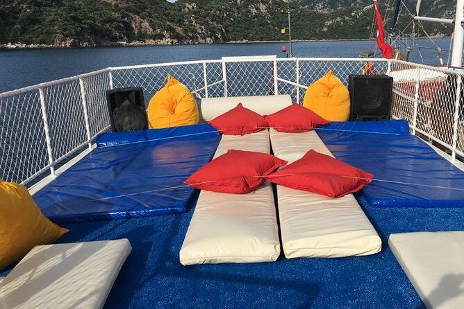 marmaris-all-inclusive-boat-trips-bbq-lunch-unlimited-free-drinks