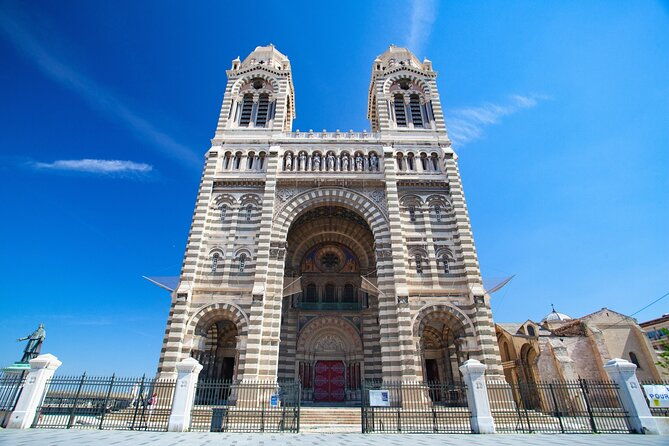 marseille-old-town-exploration-game-and-tour