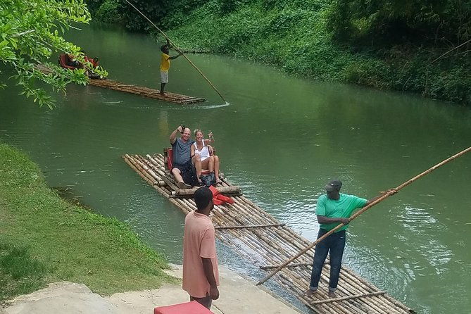 martha-brae-river-rafting-private-transportation
