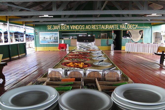meeting-of-the-waters-pink-dolphin-tour-with-lunch