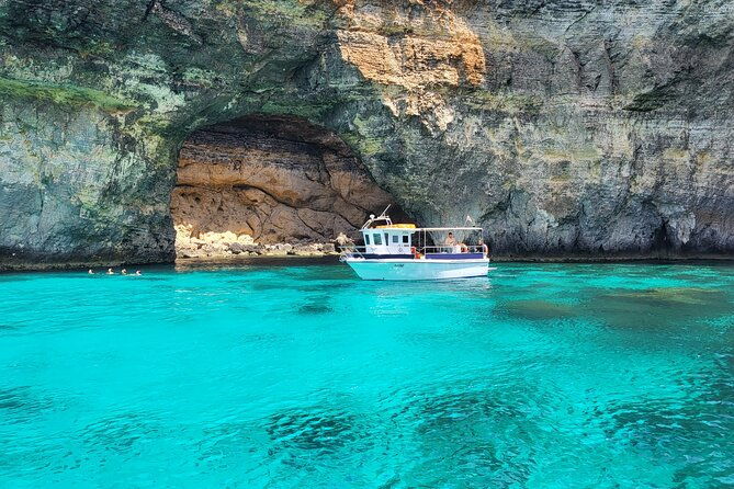 mellieha-gozo-comino-sea-caves-and-blue-lagoon-cruise