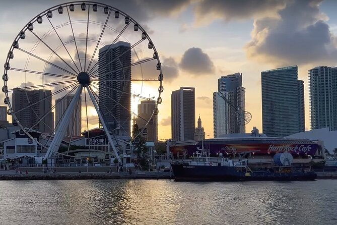 miami-skyline-sunset-cruise-with-the-mojito-bar-on-board-2