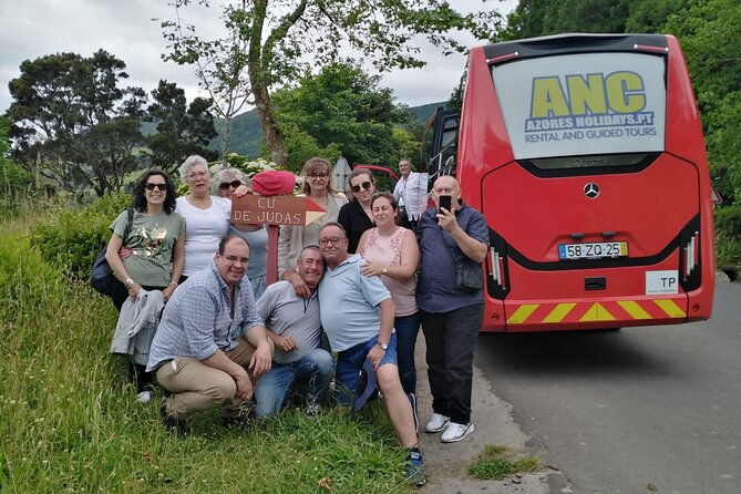 minibus-scenictour-northeast-povoacao-full-day-shared