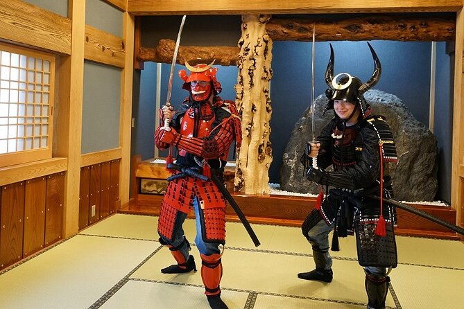 miyazaki-kyushu-wear-armor-and-become-a-shogun-at-a-castle