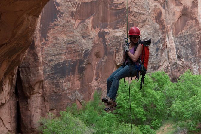 moab-canyoneering-and-packrafting-combo-2