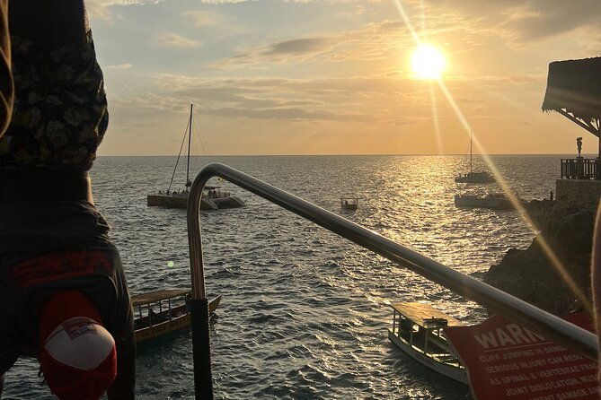 montego-bay-bamboo-rafting-sunset-at-ricks-cafe-negril
