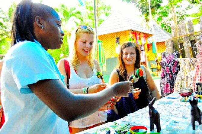 montego-bay-to-dunns-river-falls-half-day-trip