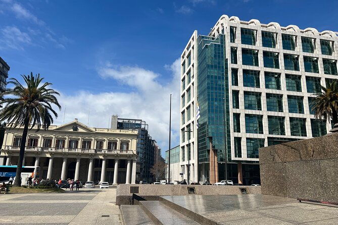 montevideo-historical-and-diverse-walking-spanish-and-or-portuguese