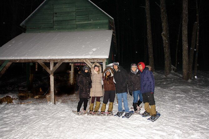 moonlight-cabin-snowshoe-tour