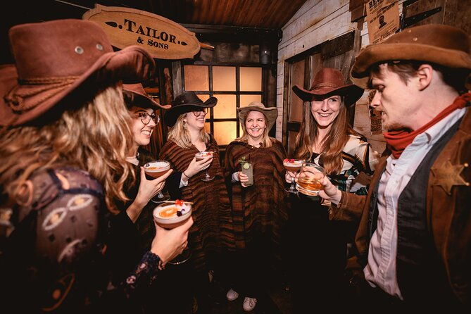 moonshine-saloon-wild-west-cocktail-experience