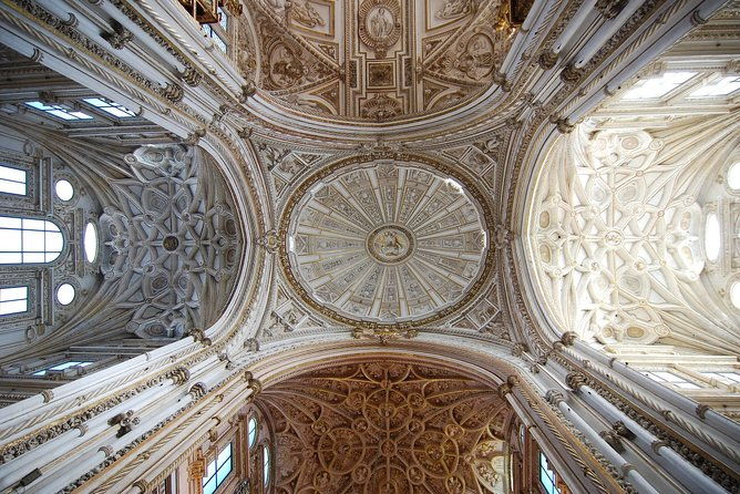 mosque-cathedral-cordoba-guided-tour-with-priority-access