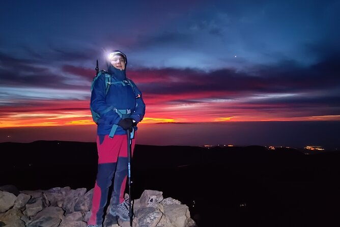 mount-teide-summit-hiking-activity-by-night