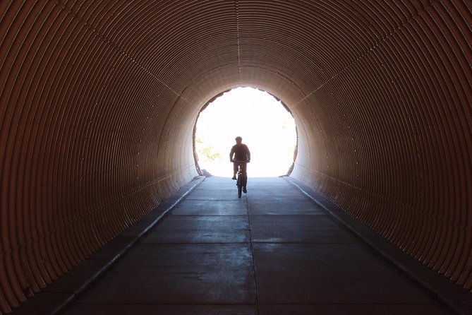mountain-bike-historical-tunnel-trail-to-hoover-dam-from-las-vegas