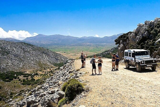 mountains-of-crete-4x4-tour-with-taverna-lunch