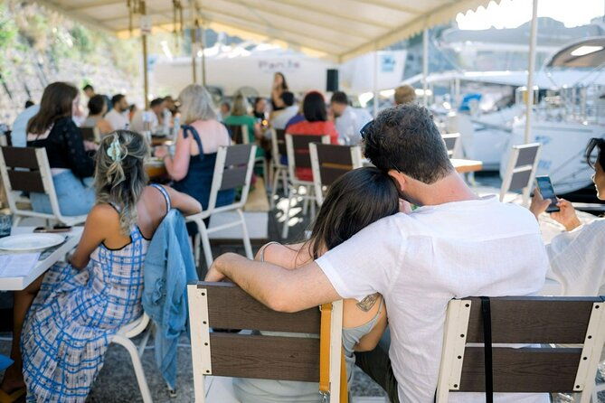 music-stories-of-a-corfiot-intimate-concert-at-the-vineyard-2
