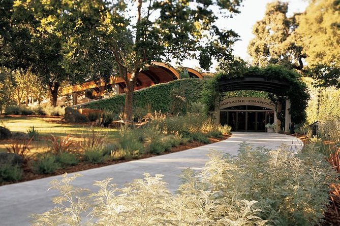 napa-sonoma-8hr-private-wine-tour-custom-concierge-xl-suv-2