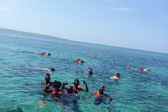 negril-glass-bottom-boat-tour-snorkeling-and-booby-cay
