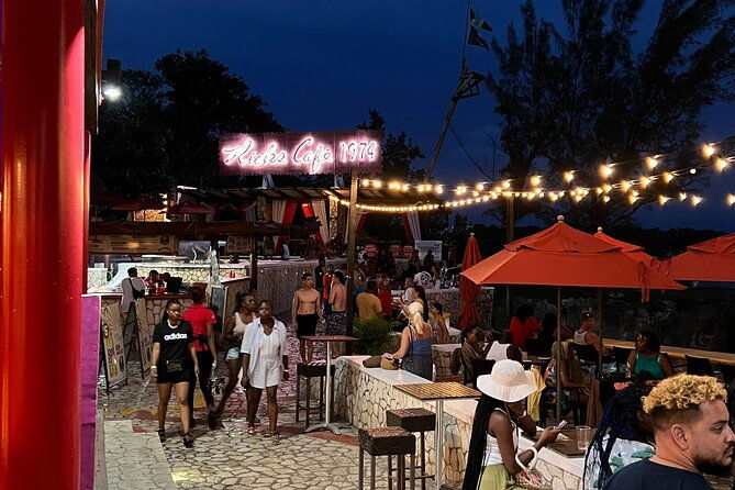 negril-seven-mile-beach-and-ricks-cafe-tour-from-montego-bay