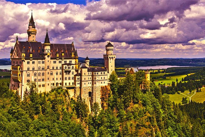 neuschwanstein-and-hohenschwangau-plus-oberammergau-private-tour