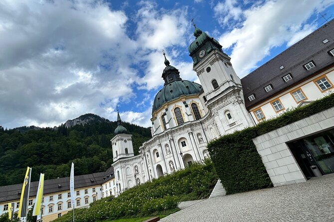 neuschwanstein-castle-tour-from-oberammergau-village