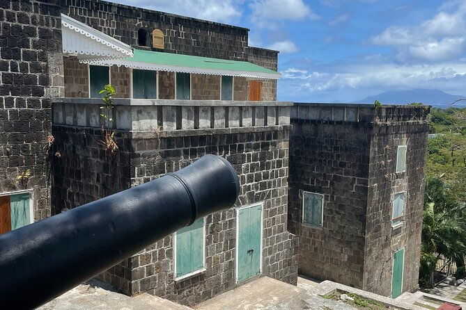 nevis-panoramic-drive-power-catamaran-beach-experience