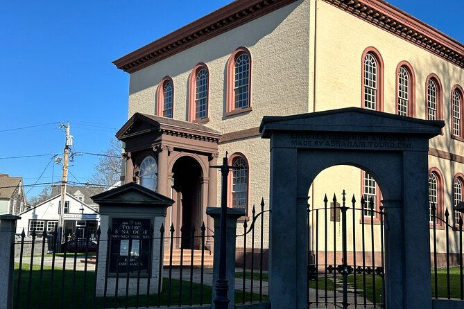 newport-downtown-historic-audio-app-self-guided-smart-phone-tour