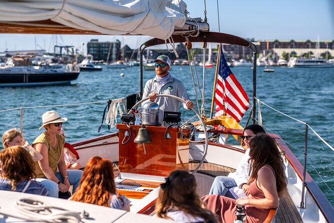 newport-sightseeing-day-sailing-experience-on-schooner-adirondack