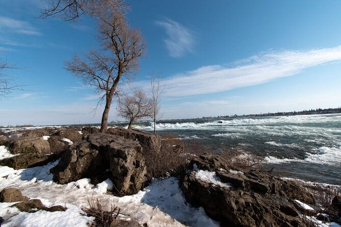 niagara-falls-usa-winter-wonderland-state-park-tour-w-ride