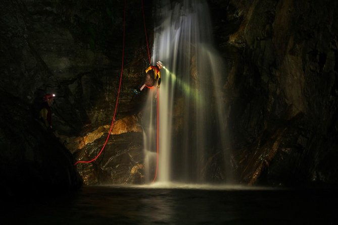 night-canyoning-experience