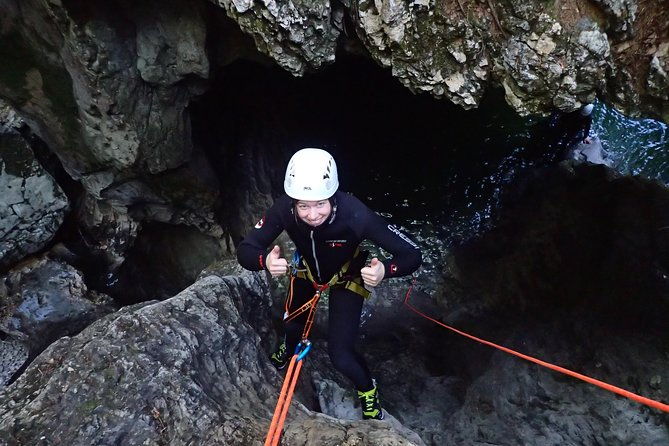 night-canyoning