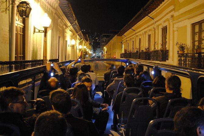 night-tour-in-quito-with-free-time-at-la-ronda-street