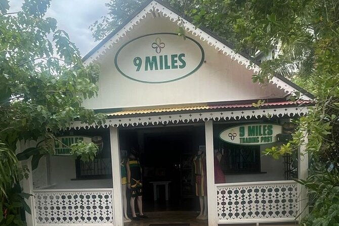 nine-mile-reggae-history-guided-tour-to-bob-marleys-birthplace
