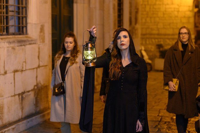 nocturnal-tours-trogir-split-myths-and-legends-of-old-trogir-tour-2