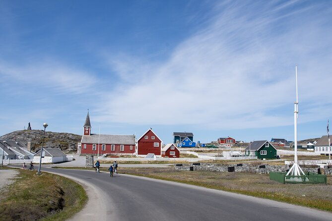 nuuk-greenland-private-guided-tour-by-car