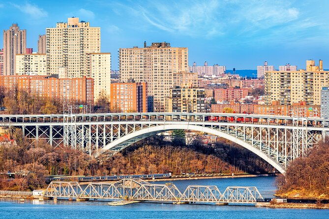 nyc-harlem-bronx-with-yankees-baseball-game-1-day-tour