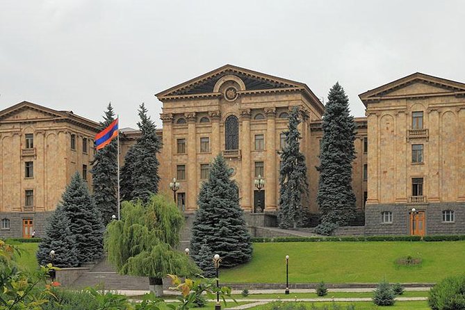 observing-city-tour-in-yerevan