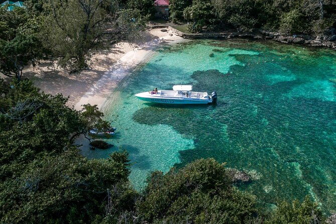 ocho-rios-all-day-powerboat-adventure