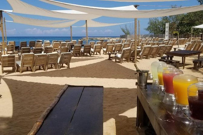 ocho-rios-bamboo-beach-club-with-specialty-lunch-cocktails