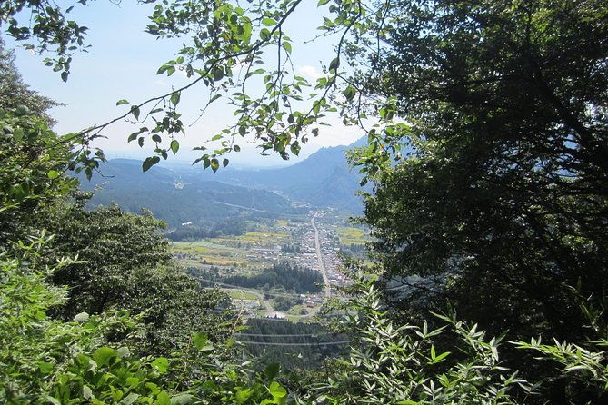 old-nakasendo-trekking-from-karuizawa-beyond-sugahi-pass-to-sakamoto-hotel