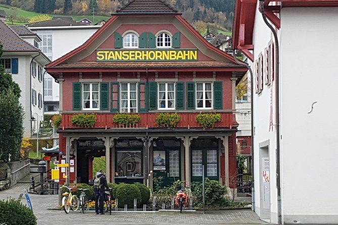 open-air-cableway-stanserhorn-mountain-experience-from-luzern