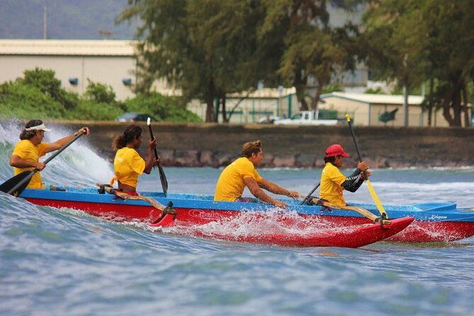 outrigger-canoe-surfing-at-kalapaki-beach