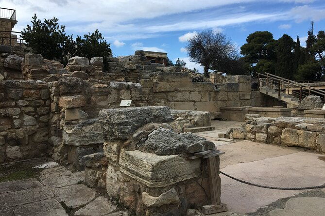 palace-of-knossos-early-morning-ticket-and-avoid-crowds